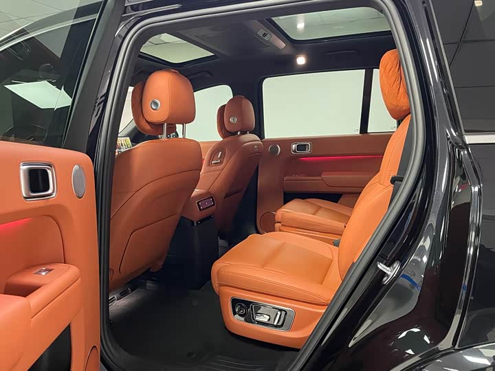 Фото 8 - LiXiang L9