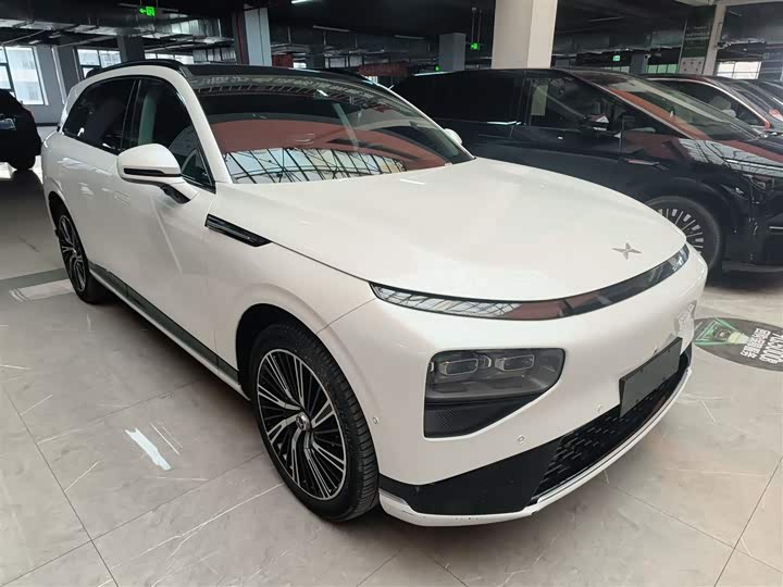 Фото 4 - XPeng G9