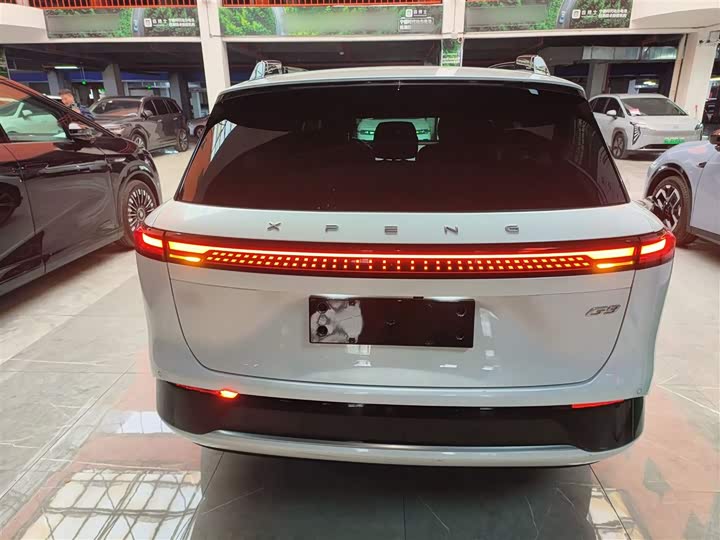 Фото 6 - XPeng G9