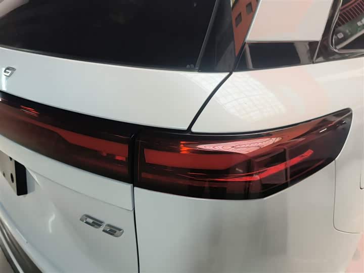 Фото 8 - XPeng G9