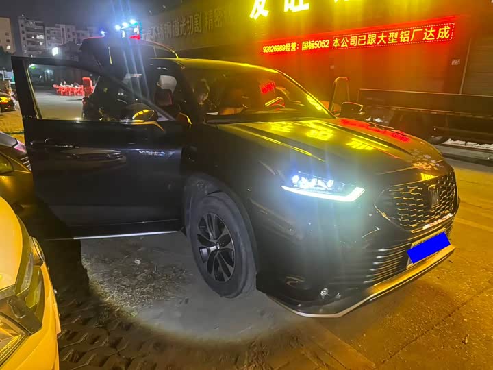 Фото 2 - Toyota Crown Kluger