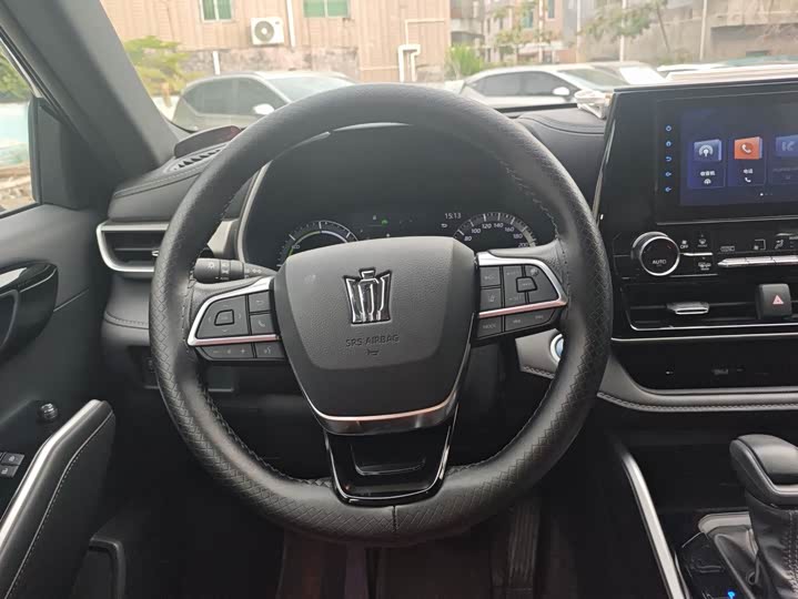 Фото 5 - Toyota Crown Kluger