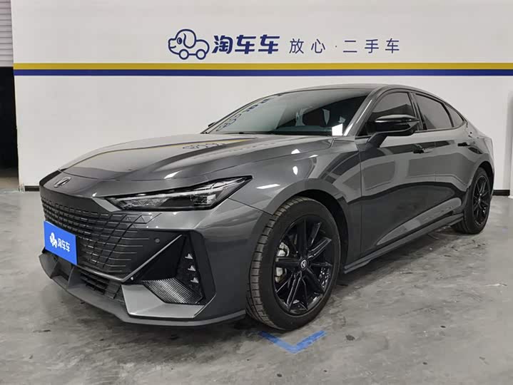 Фото 1 - Changan UNI-V