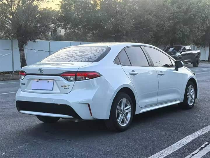 Фото 3 - Toyota Levin