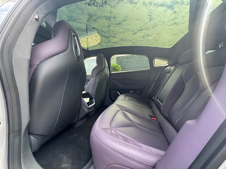 Фото 8 - XPeng P7