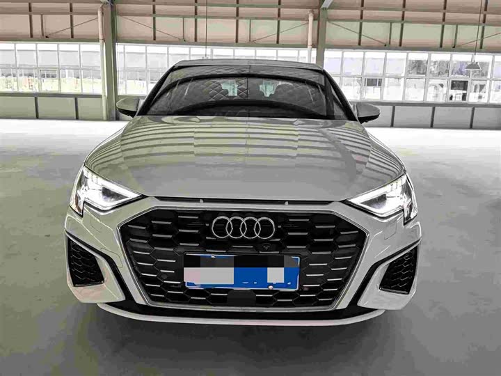 Фото 2 - Audi A3