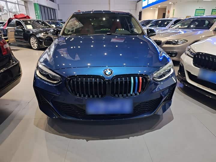 Фото 3 - BMW 1 Series