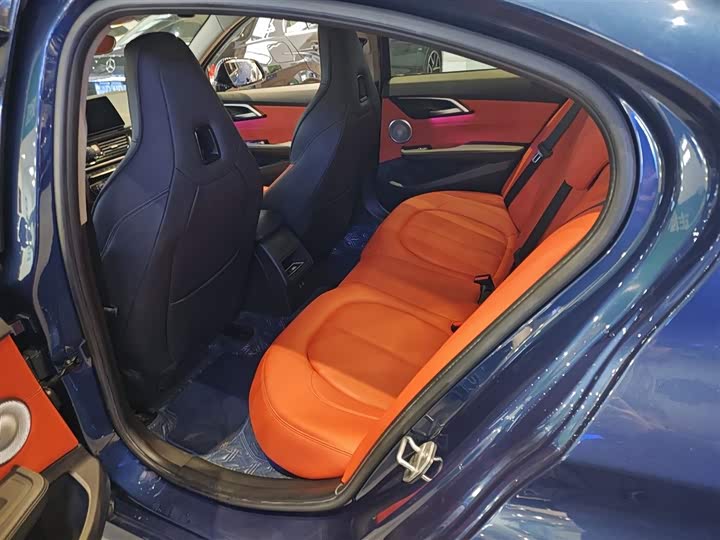 Фото 8 - BMW 1 Series