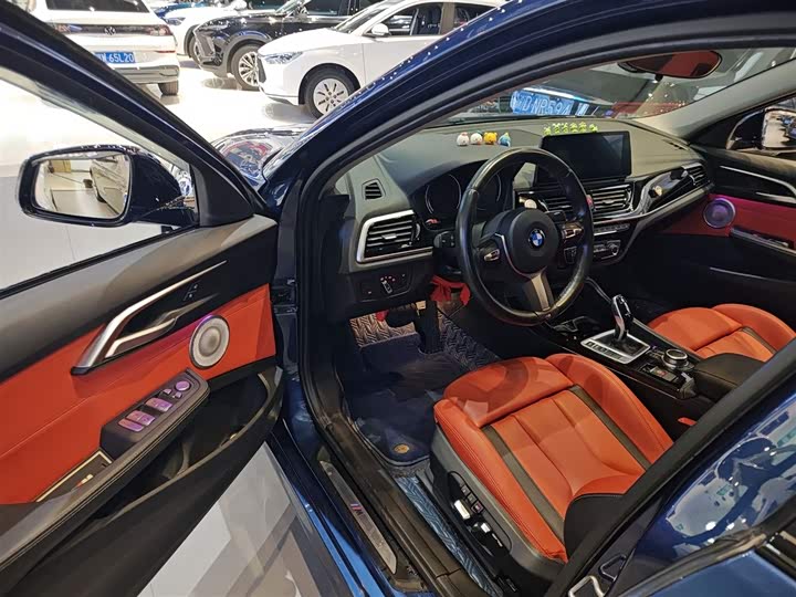 Фото 9 - BMW 1 Series