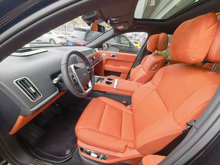 Фото 9 - LiXiang L7