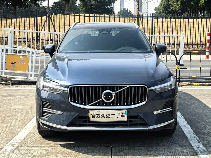 Фото 2 - Volvo XC60