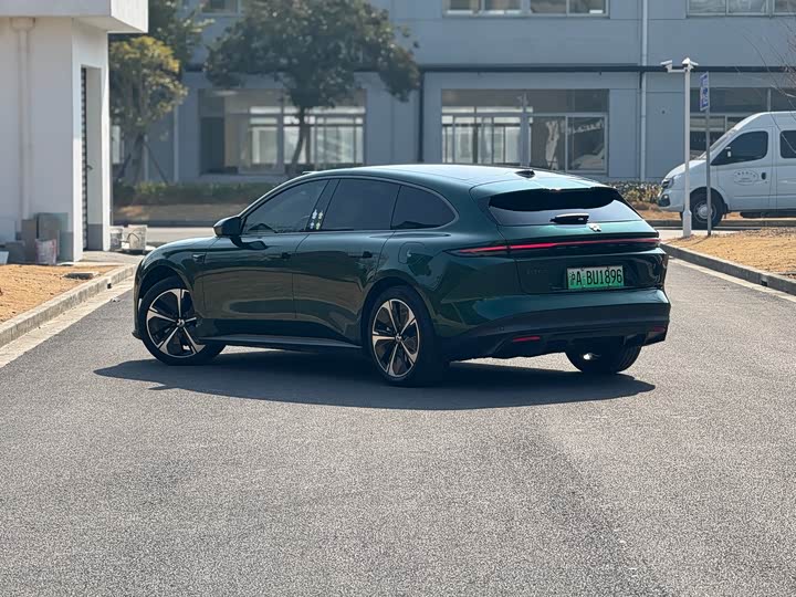 Фото 4 - Nio ET5T