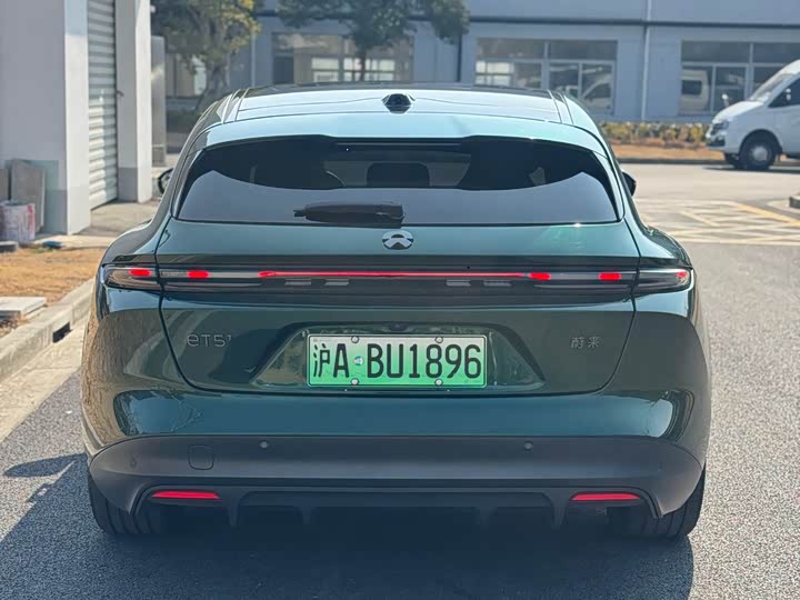 Фото 6 - Nio ET5T