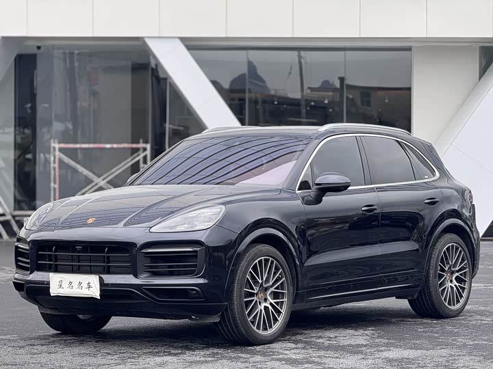 Фото 1 - Porsche Cayenne