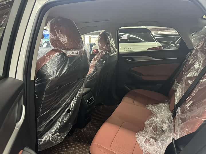 Фото 7 - Changan Eado Plus