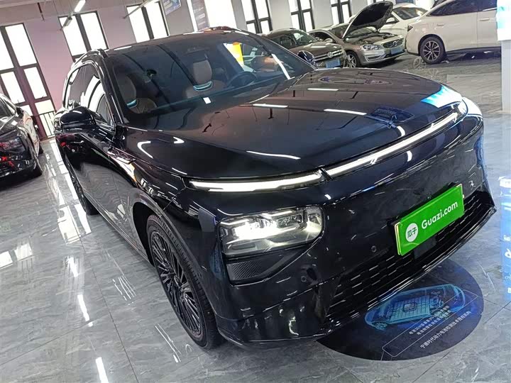 Фото 4 - XPeng G9