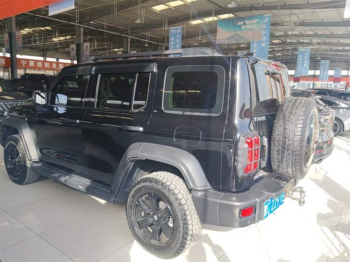 Фото 5 - Tank 300