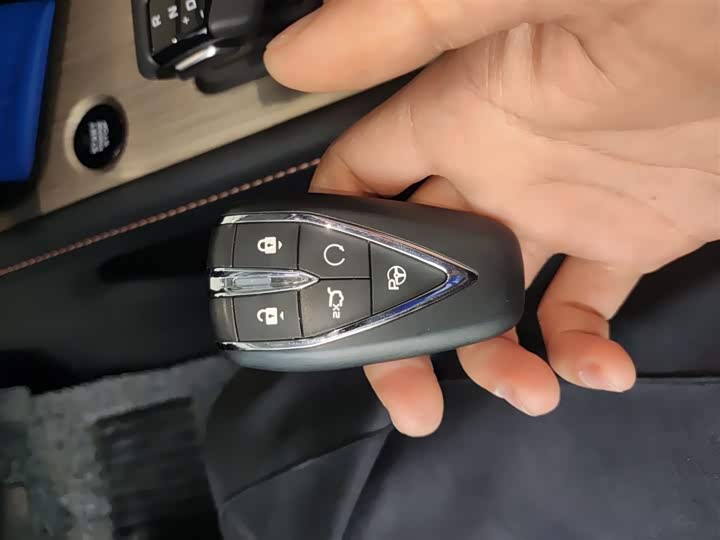 Фото 9 - Changan X7 Plus