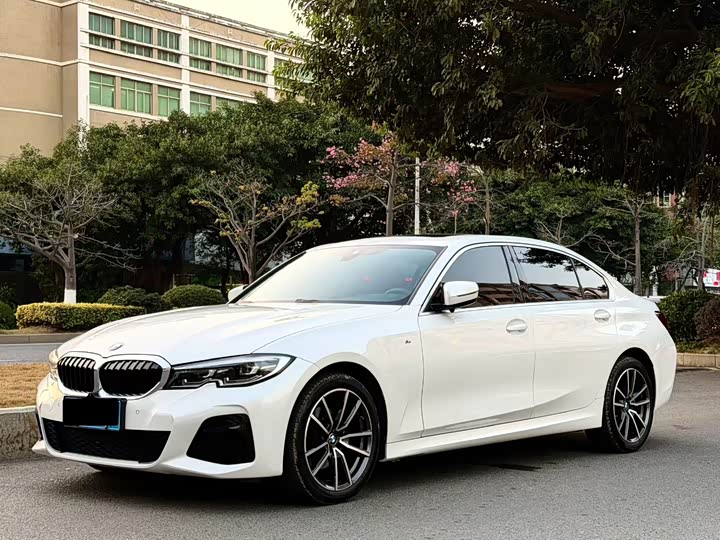 Фото 1 - BMW 3 Series