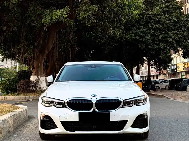 Фото 2 - BMW 3 Series