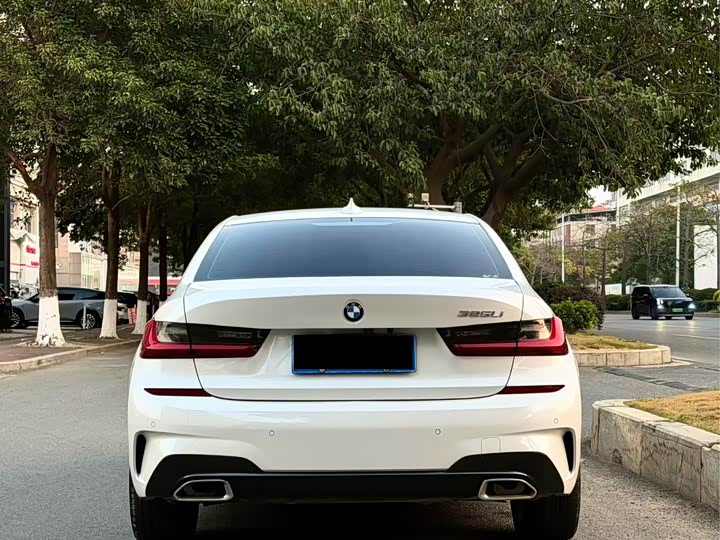 Фото 9 - BMW 3 Series