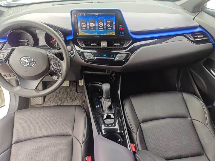 Фото 5 - Toyota Izoa