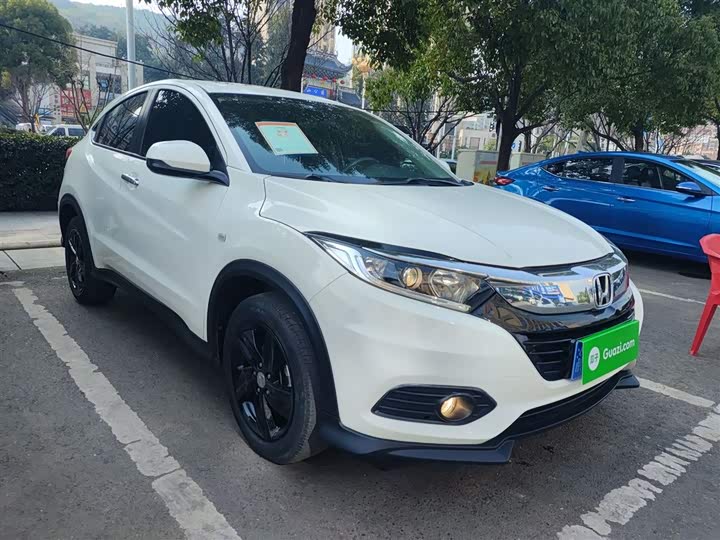 Фото 4 - Honda Vezel