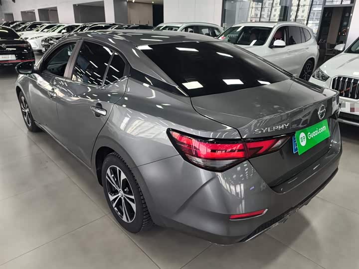 Фото 5 - Nissan Sylphy