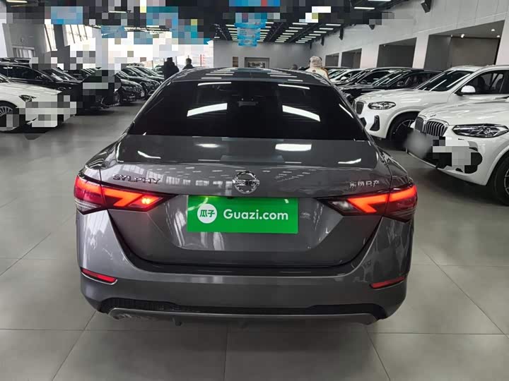 Фото 6 - Nissan Sylphy