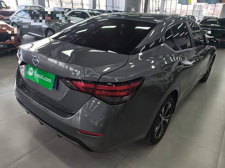 Фото 7 - Nissan Sylphy