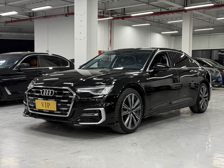 Фото 1 - Audi A6L