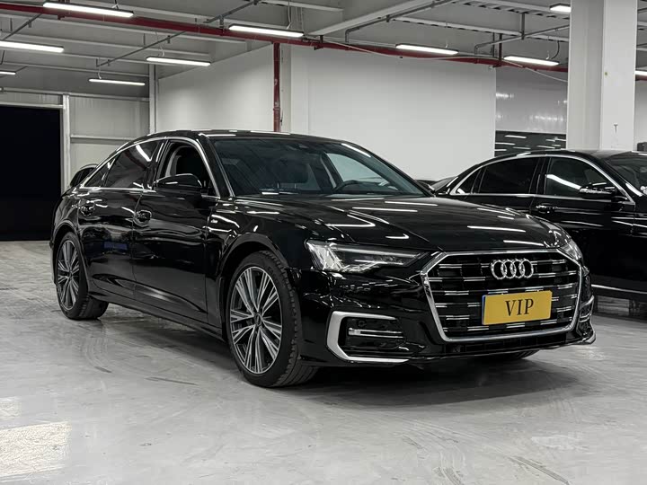 Фото 3 - Audi A6L