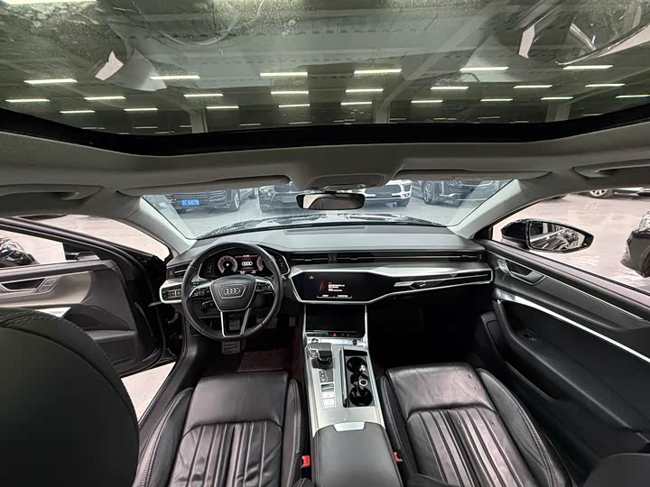 Фото 9 - Audi A6L