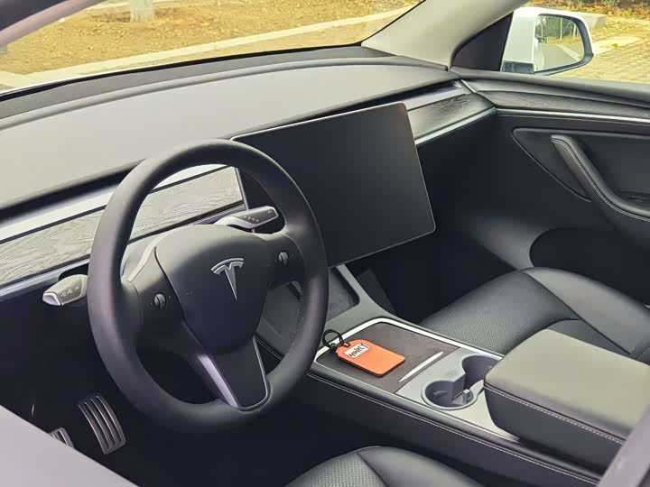 Фото 5 - Tesla Model Y