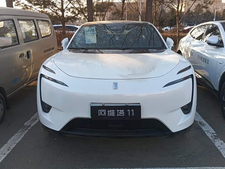 Фото 2 - Avatr 11