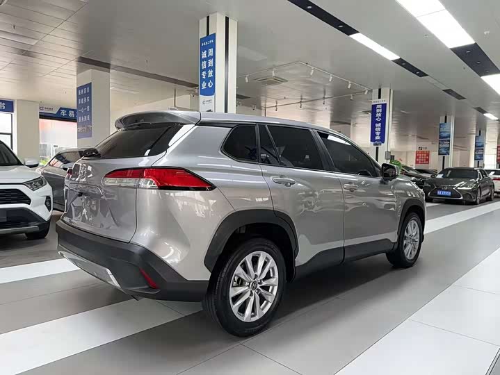 Фото 3 - Toyota Corolla Cross