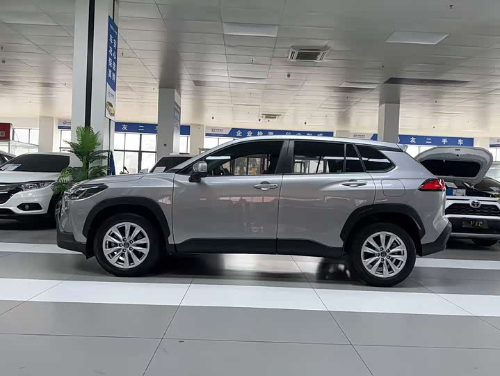 Фото 5 - Toyota Corolla Cross