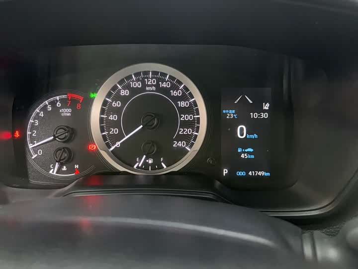 Фото 7 - Toyota Corolla Cross