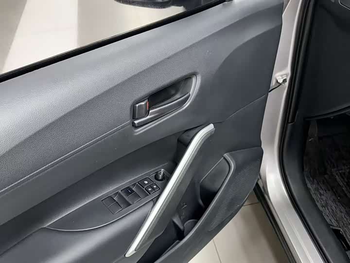 Фото 9 - Toyota Corolla Cross