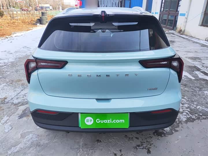 Фото 6 - Geely Geometry E Firefly