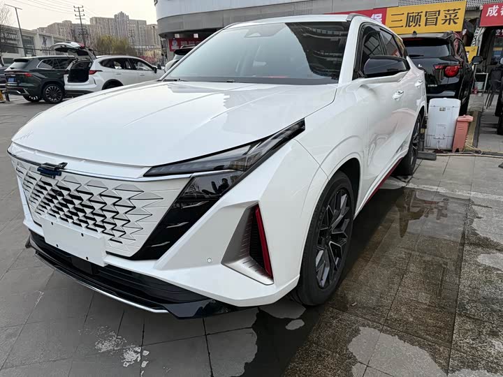Фото 2 - Changan Oshan Z6