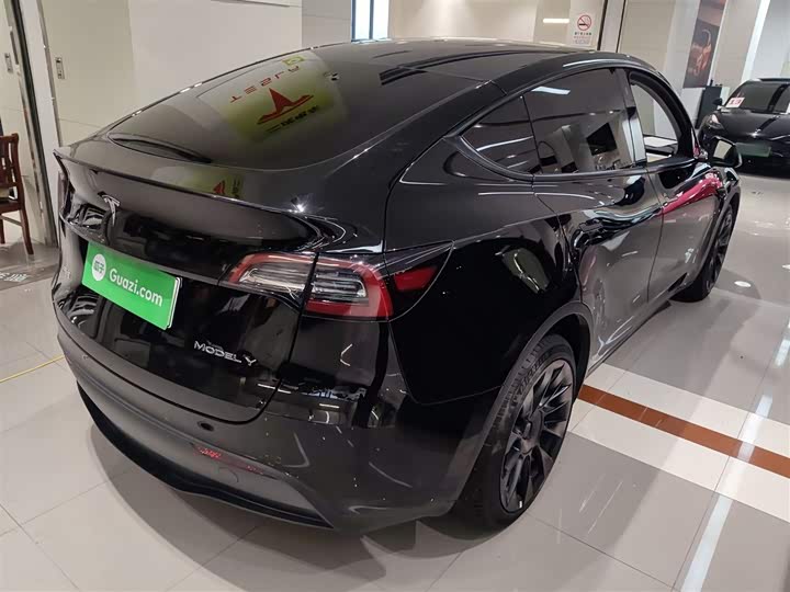 Фото 7 - Tesla Model Y