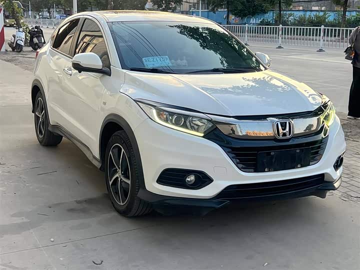 Фото 3 - Honda Vezel