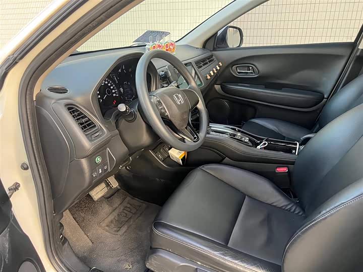 Фото 6 - Honda Vezel