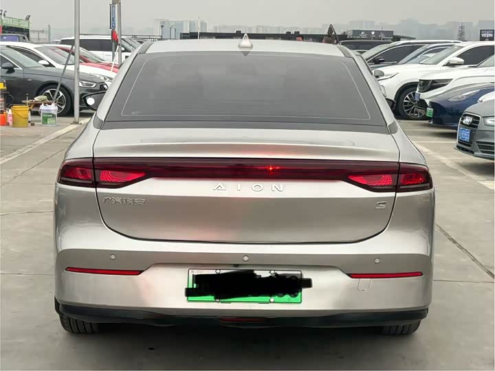 Фото 8 - GAC Aion S