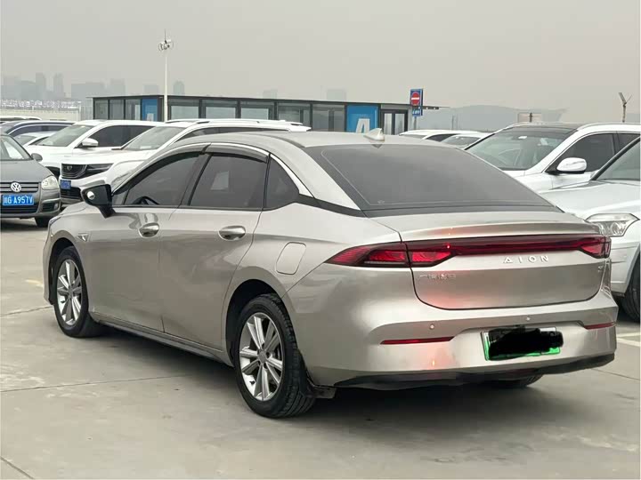 Фото 9 - GAC Aion S