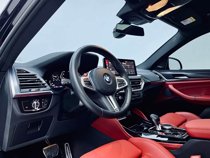 Фото 8 - BMW X4 M