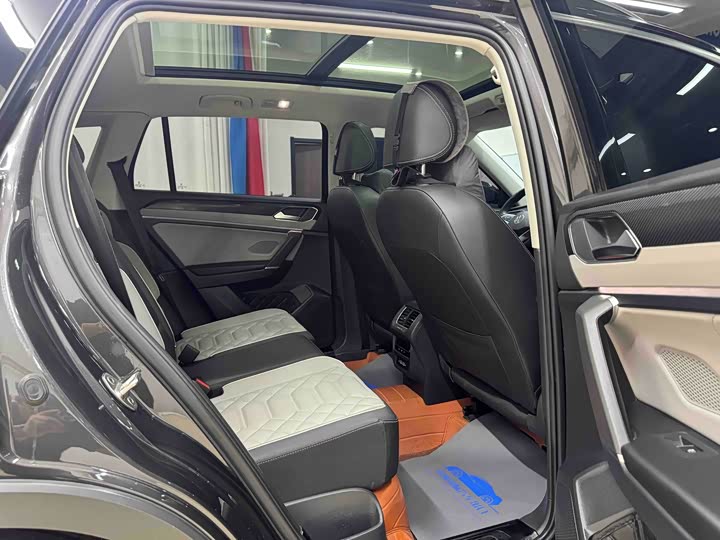 Фото 9 - Volkswagen Tayron