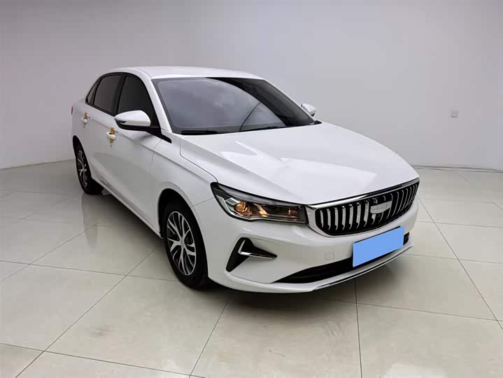 Фото 3 - Geely Emgrand