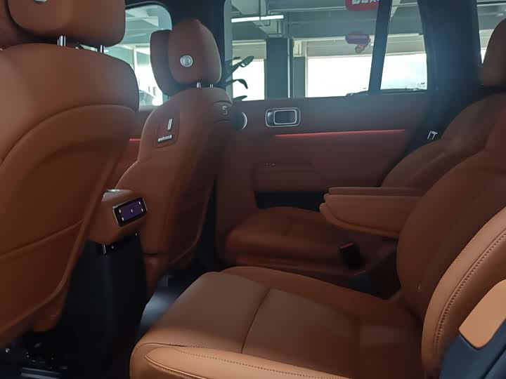 Фото 9 - LiXiang L8